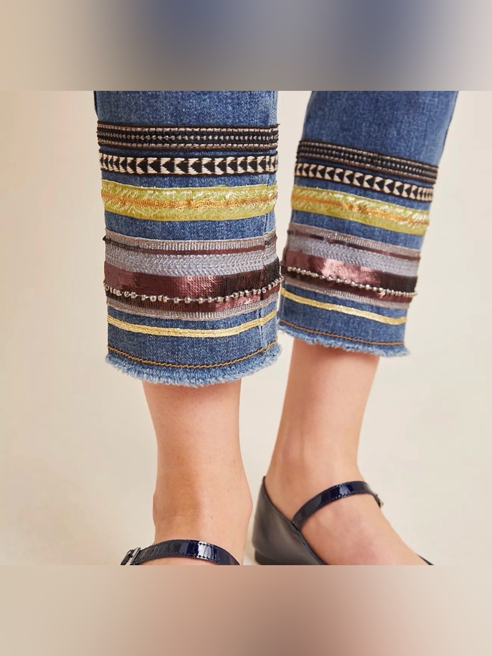 Pilcro & Letterpress Cropped Jeans Multicolor Embroidered Cuffs size 31P - Picture 4 of 11